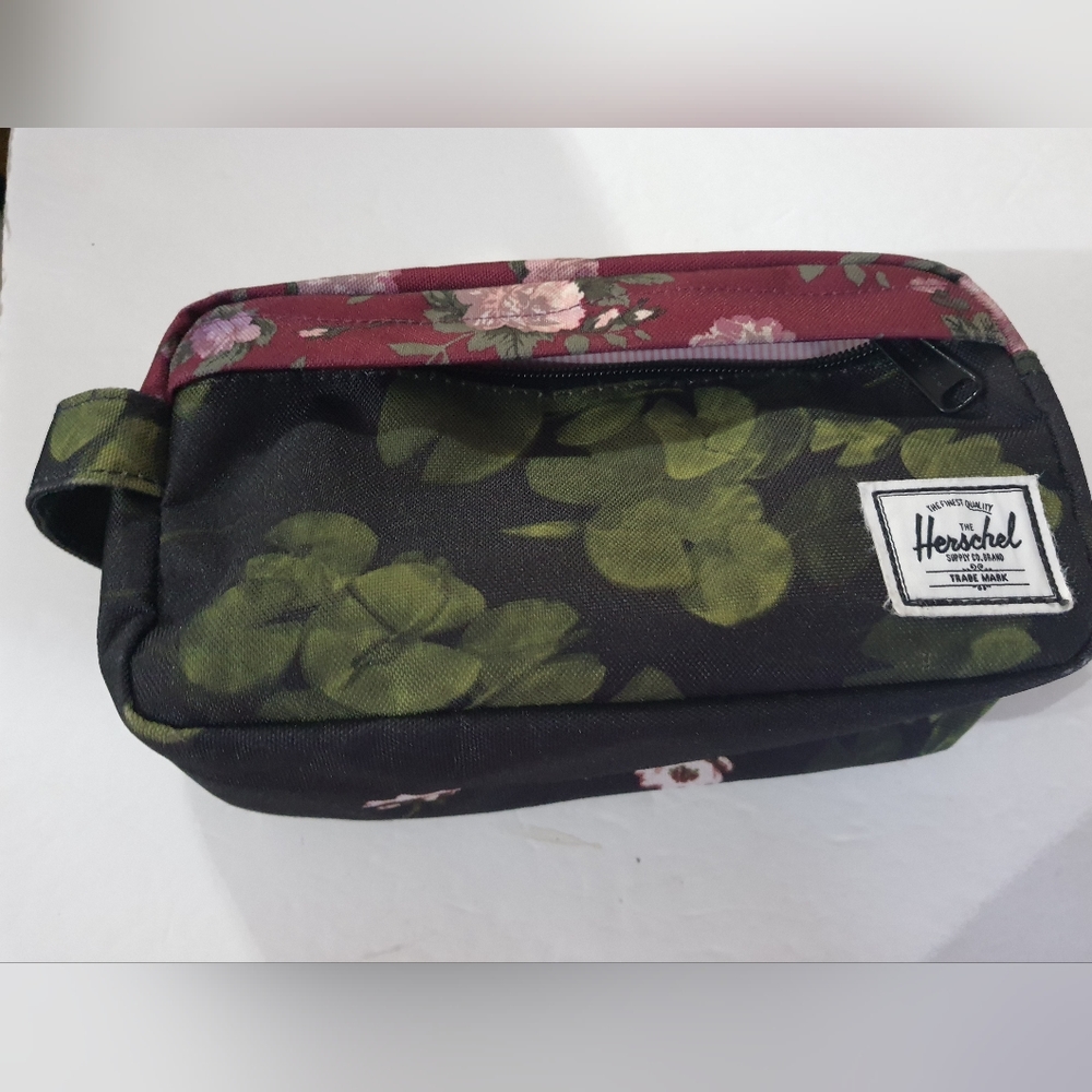 Herschel floral cosmetic/travel bag
